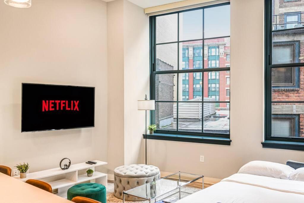 Heart Of Dt - Pool & Steam At Playhouse Square 315 Apartment Cleveland Ngoại thất bức ảnh