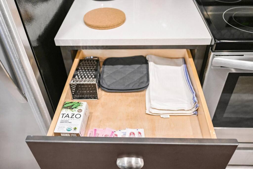 Heart Of Dt - Pool & Steam At Playhouse Square 315 Apartment Cleveland Ngoại thất bức ảnh